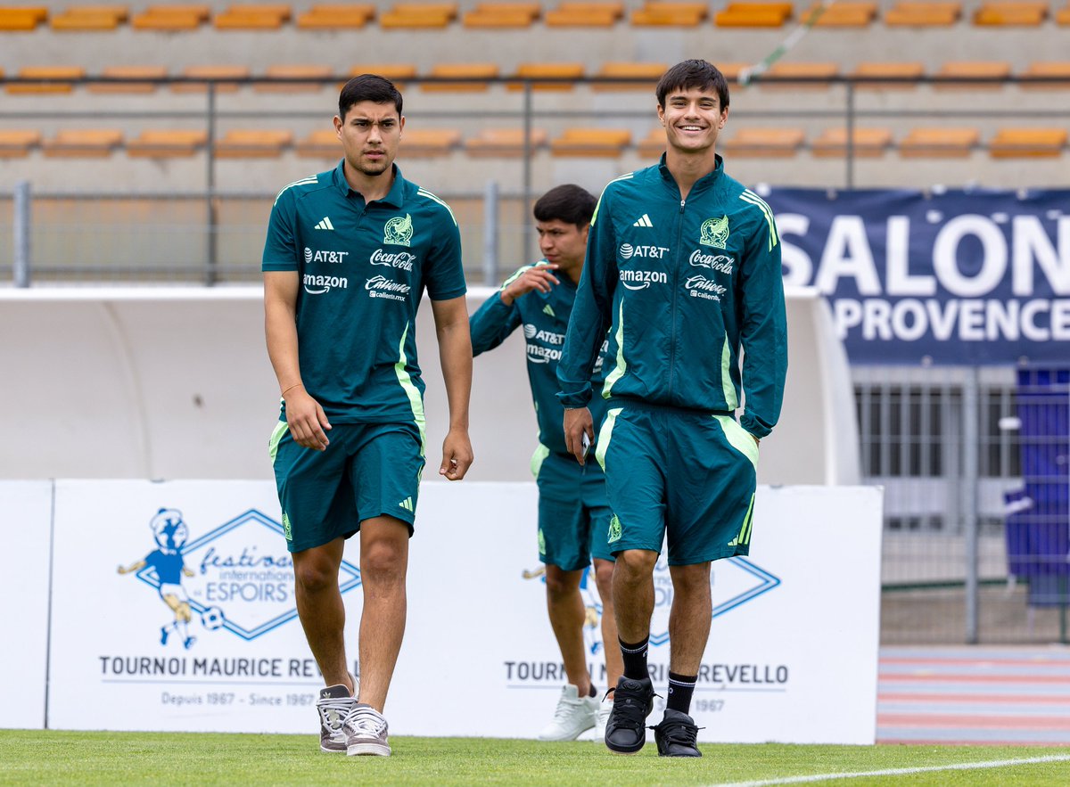 TournoiMRevello's tweet photo. 📸 | #DENMEX 🇩🇰🇲🇽
Everything is set for the 3️⃣rd place playoff
#TMR2025 https://t.co/6I1AJunTdh