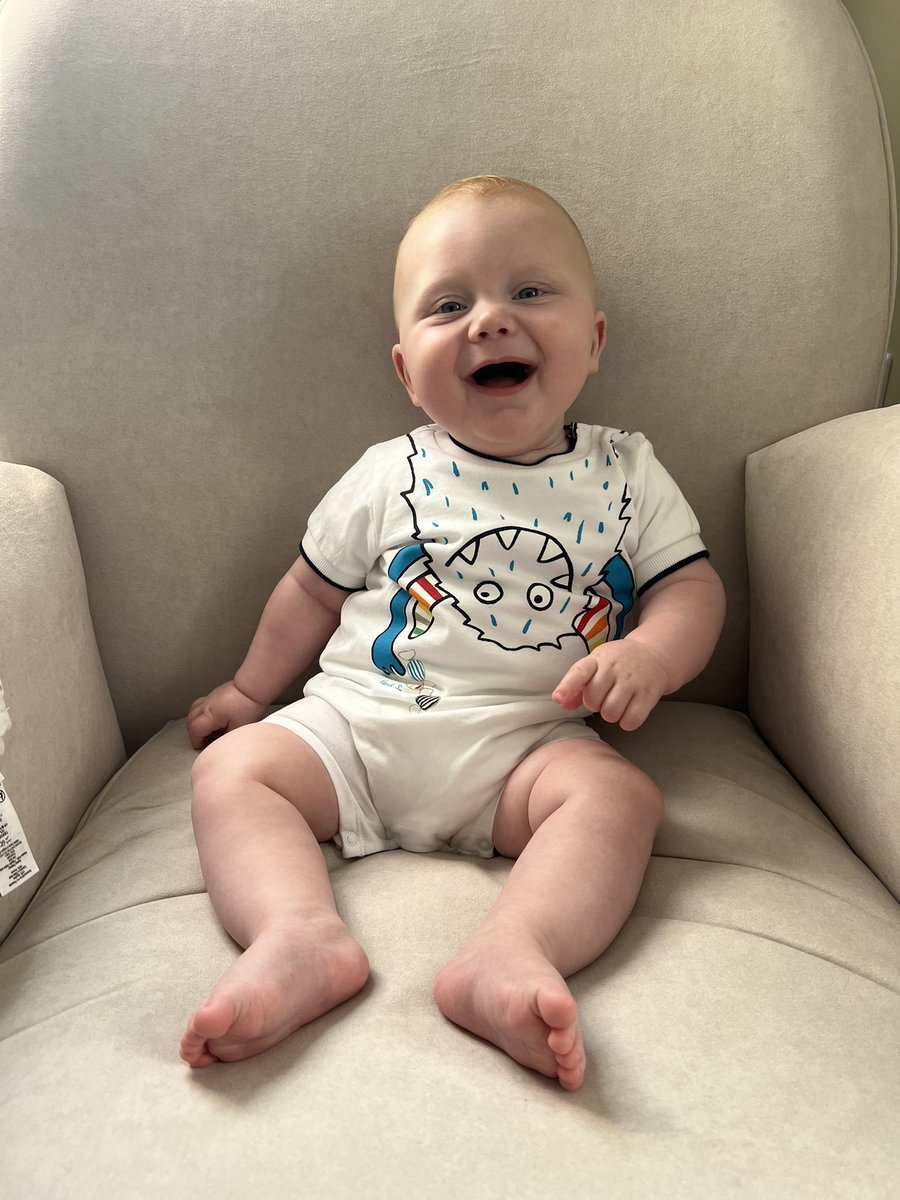 Thanks for the outfit Great Uncle <a href="/ragger81/">Jonny Rathbone</a> 😎