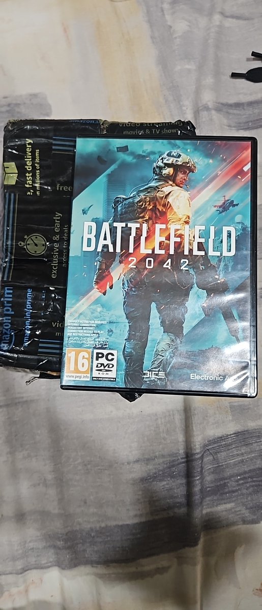 cathackerpiyush's tweet photo. @AmazonIN @AmazonHelp @ConsumerAffairs @jagograhakjago I ordered Spider-Man 2 for PS5 on June 4, but received a Battlefield PC CD instead. Customer service denied my replacement request via the Amazon app. Please resolve this! #AmazonIndia #CustomerService https://t.co/ZRmDoHn3b9