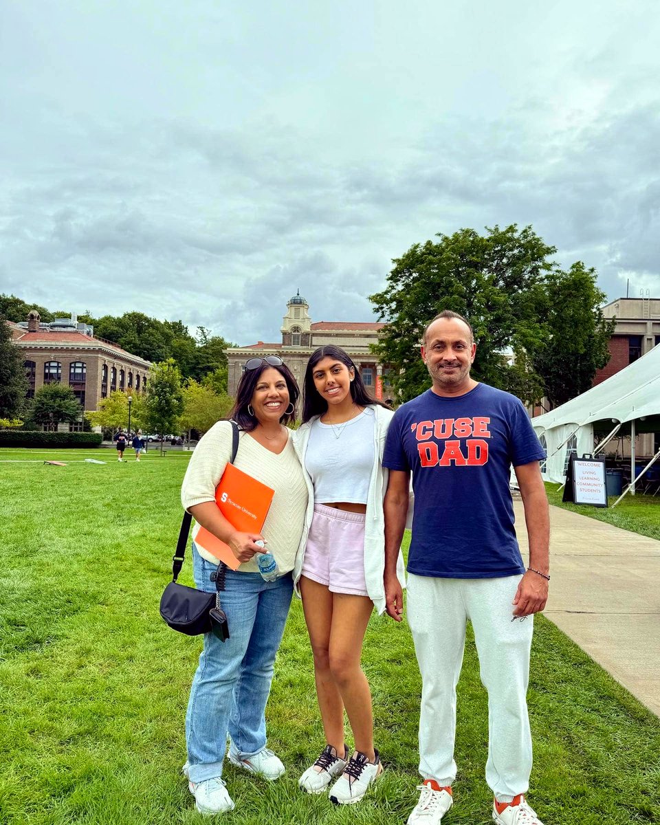 Happy Father's Day! 🍊 Whether you’re a proud Syracuse alum, a current SU dad, or the biggest fan in the stands, today we’re celebrating YOU 🎉