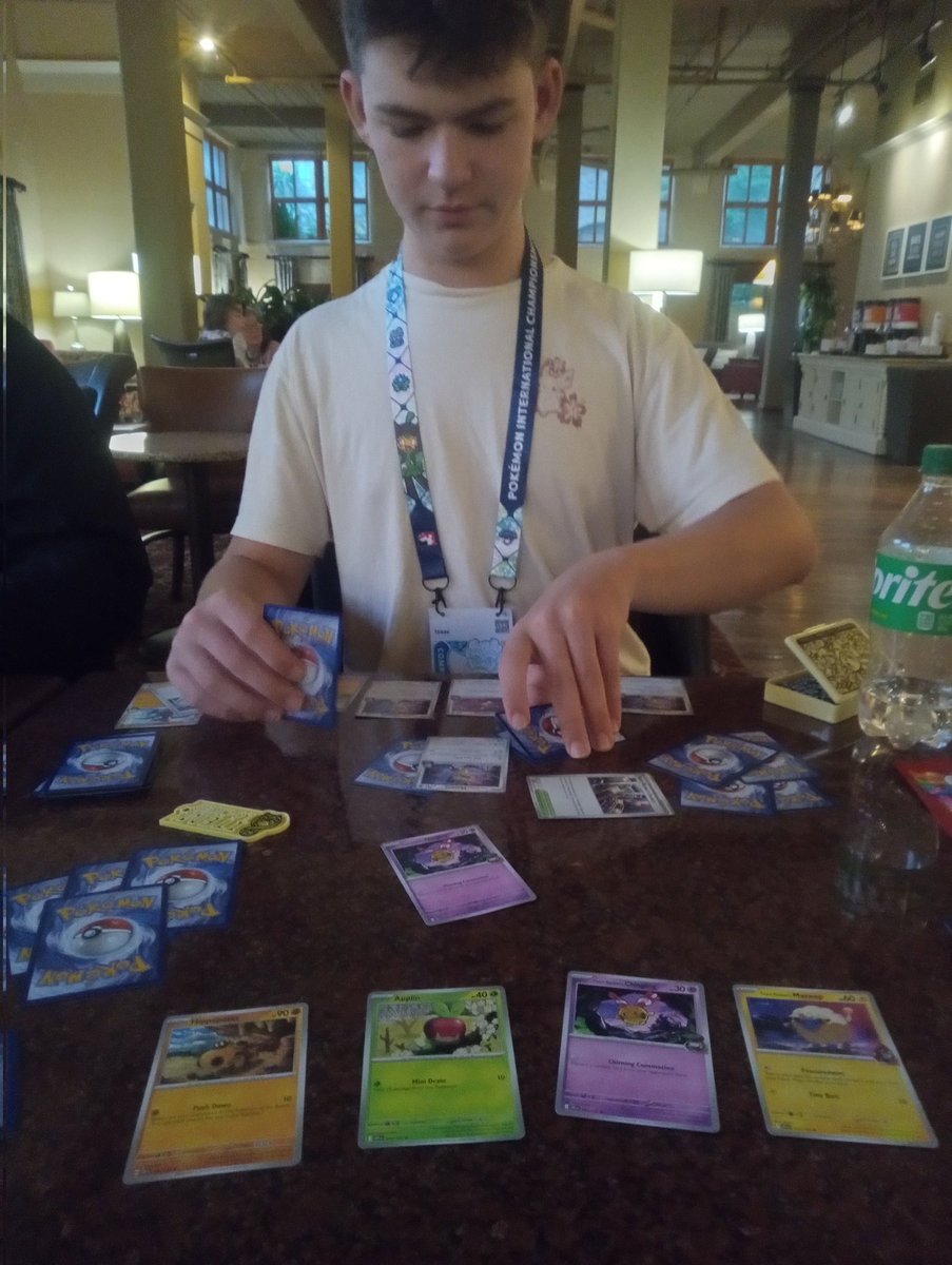 Beesechurger09's tweet image. 6-3-1 for 56/419 at NAIC! the deck was amazing just miss played out of my mind the last round versus a really good player S/O @Soccerstar13545 for net decking and @bob_zard @_meep777 @GreedyGengarTCG @Ditto_Dude119 @Bobberooo for being mgk. See y'all at worlds !