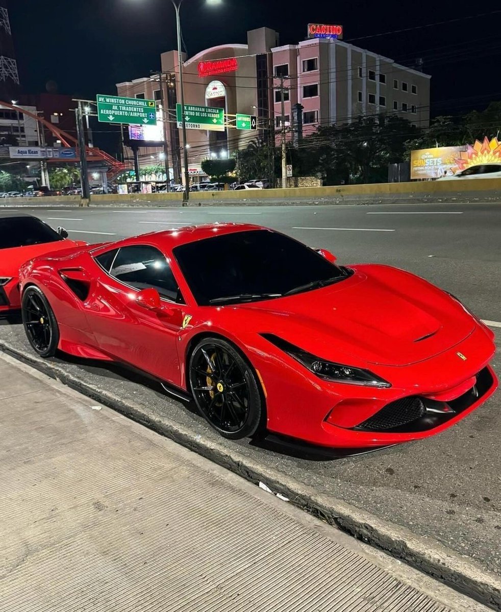 DailyFerrariTM's tweet photo. Ferrari F8 Tributo https://t.co/2PCmCfBIXn