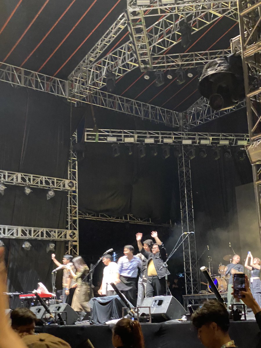 matchakita's tweet photo. unfest last night so much fun! https://t.co/J6lwFEqQnR