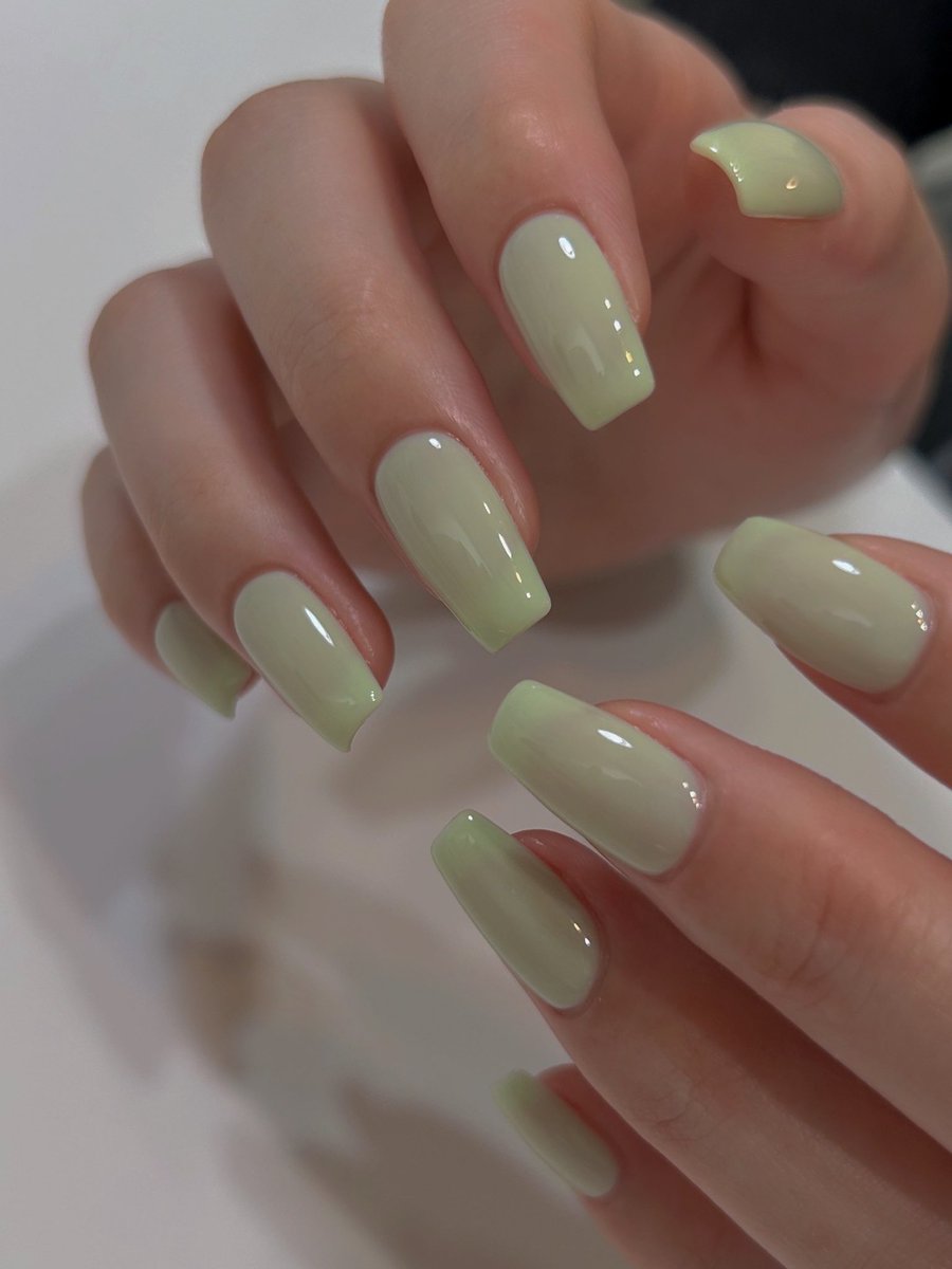 _nailzzz's tweet photo. めろめろ〜ん🍈 https://t.co/WeaQkxVBmR