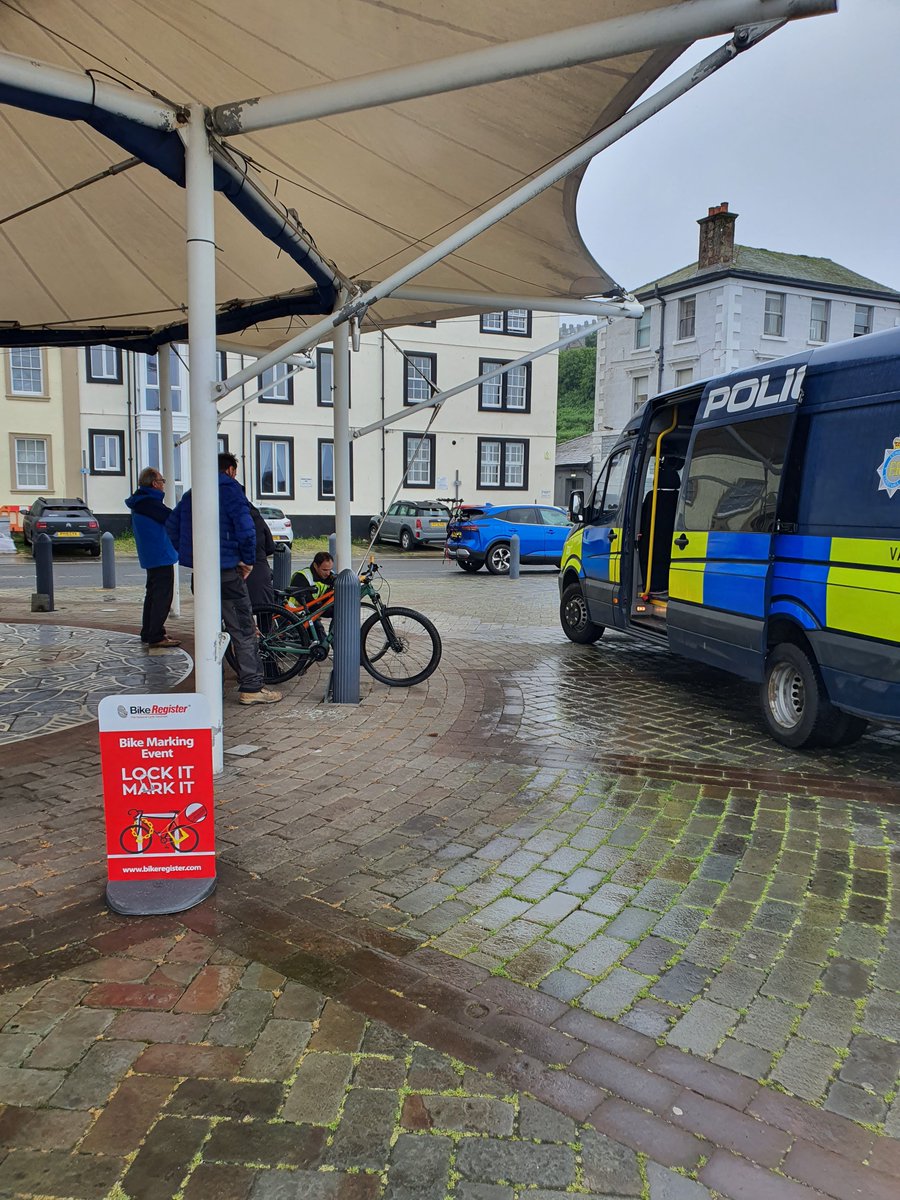 CopelandPolice's tweet image. Free bike marking until 2pm! 
PCSO Fishpool and PC Hindle are on Whitehaven Harbour carrying out bike marking, we've got some shelter from the rain so come on down! 
#neighbourhoodpolicing #bikemarking