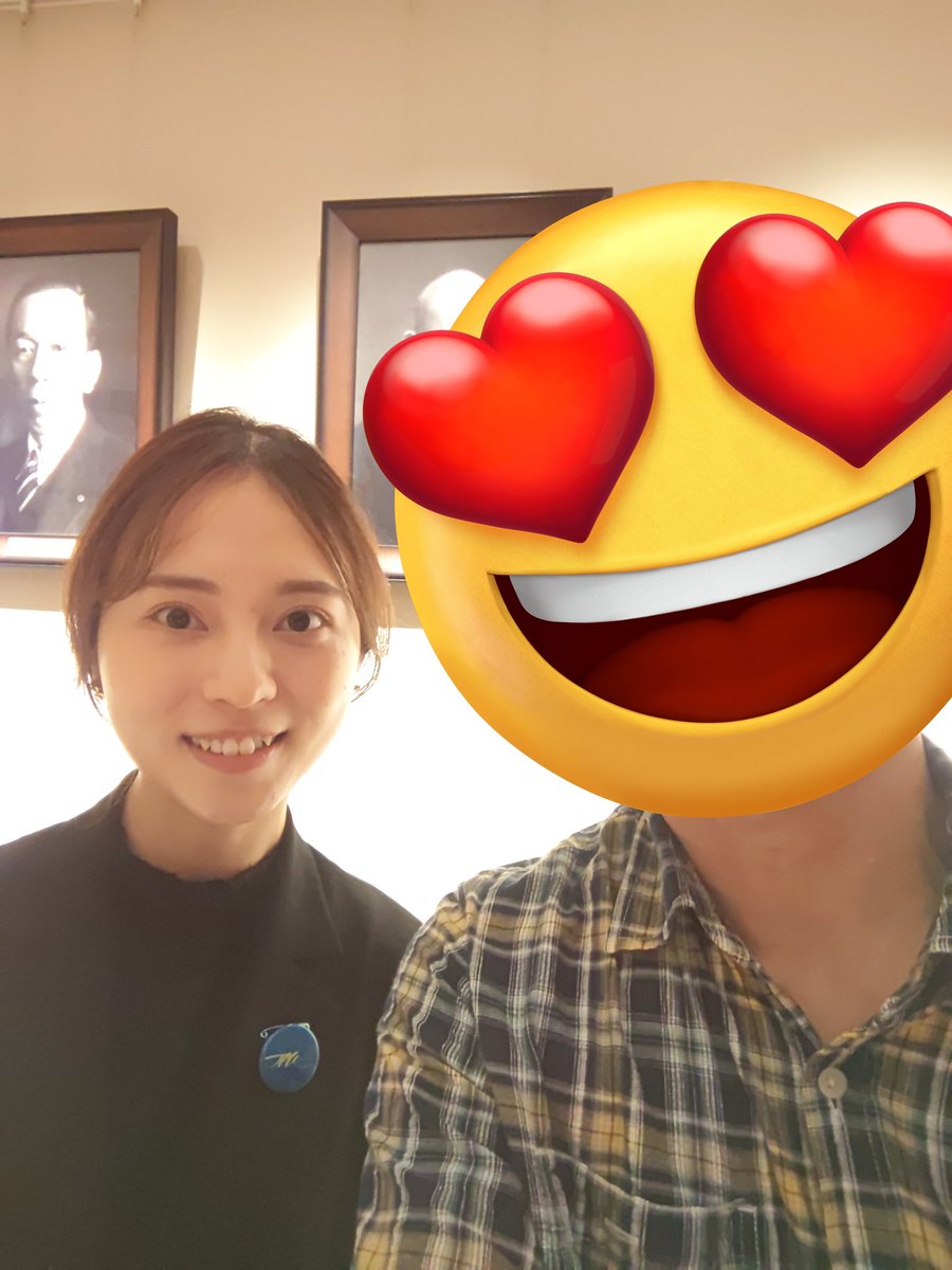 ygbzqYyVAuMxLLk's tweet photo. 2本目のライブ
#JPCO
#久保田千陽 さん
#藤田有理亜 さん
JPCOとして初めての試みの企画らしいです
千陽さんが主体とならずメンバーの有理亜さんが全てを仕切る型
有理亜さんの想いが100%込もった 素晴らしいプログラムと各メンバーのスキルでした
ヴァイオリンの宮川さん
噂通りすげ〜🎻 https://t.co/86vfsBJgEW