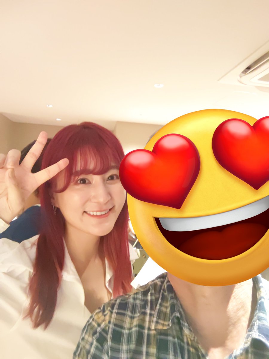 ygbzqYyVAuMxLLk's tweet photo. 2本目のライブ
#JPCO
#久保田千陽 さん
#藤田有理亜 さん
JPCOとして初めての試みの企画らしいです
千陽さんが主体とならずメンバーの有理亜さんが全てを仕切る型
有理亜さんの想いが100%込もった 素晴らしいプログラムと各メンバーのスキルでした
ヴァイオリンの宮川さん
噂通りすげ〜🎻 https://t.co/86vfsBJgEW