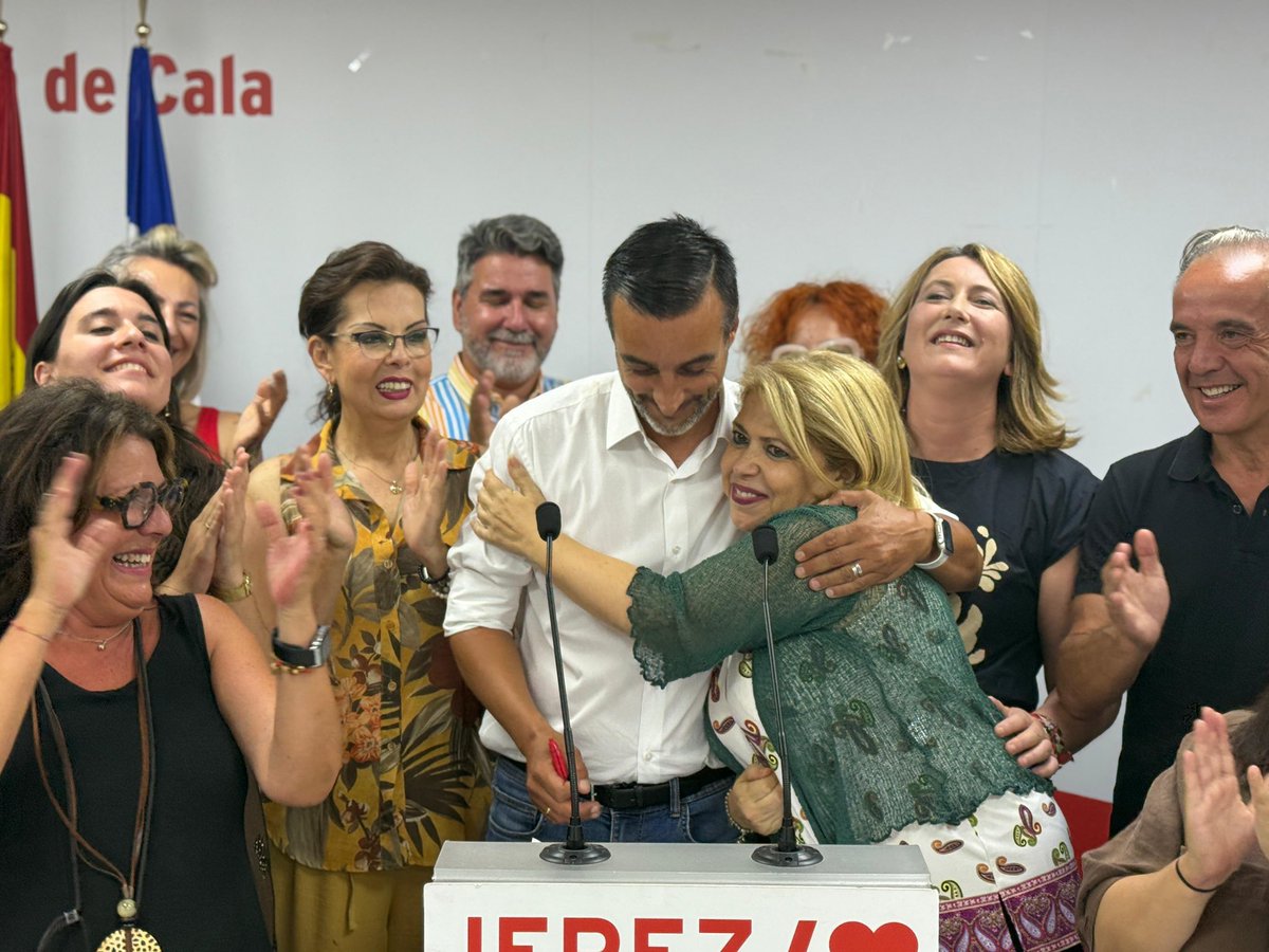 𝐉𝐎𝐒𝐄́ 𝐀𝐍𝐓𝐎𝐍𝐈𝐎 𝐃𝐈́𝐀𝐙, 𝐍𝐔𝐄𝐕𝐎 𝐒𝐄𝐂𝐑𝐄𝐓𝐀𝐑𝐈𝐎 𝐆𝐄𝐍𝐄𝐑𝐀𝐋 🌹

Tras la Asamblea para la elección de la nueva Comisión Ejecutiva Local, queremos dar la enhorabuena a José Antonio Díaz Hernández por su elección como nuevo Secretario General.