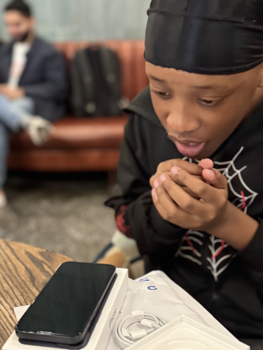 Sonto Ndlovu🇿🇦❤ tweet media