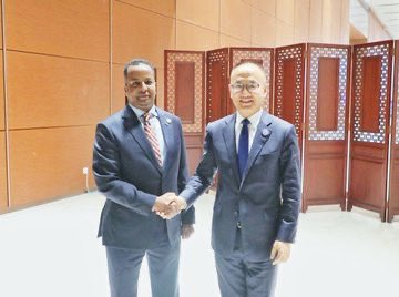 JibrilAfyare's tweet photo. Productive meeting between Somalia’s FM H.E. @AbdisalamDhaay & H.E. Chen Xiaodong Chairman of @cidcaofficial reaffirmed commitment to deepening International cooperation between 🇸🇴🇨🇳 on advancing key development initiatives. #SomaliaChina #CIDCA #GlobalPartnership https://t.co/hb9rdzlztm