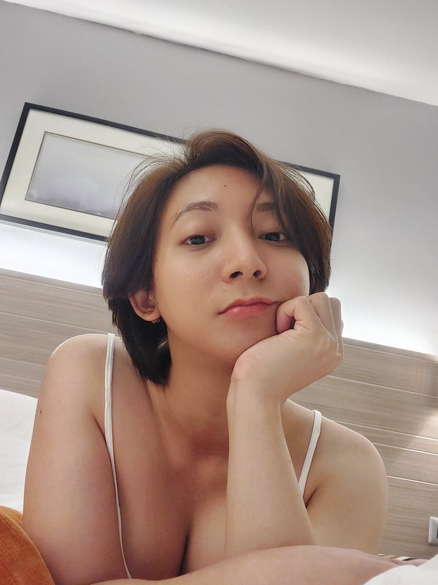 ChalisaBenz's tweet photo. มีใครอยากซอยผม��หม #สาวสอง #สมุทรปราการ https://t.co/XzuKBy4aM0
