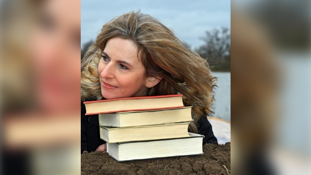 Voorstelling Bronnen door Kirsten Benschop -  kliknieuwsveghel.nl/l/237786