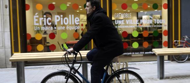 Le constat est dur : le copier - coller de la campagne 2014 sera impossible sur Grenoble pour les Verts - LFI : les énamourés d'hier sont souvent devenus les écoeurés d'aujourd'hui : exprimeo.fr/article/15613/…  Les coups de com gadgets hier efficaces ne marcheront plus.