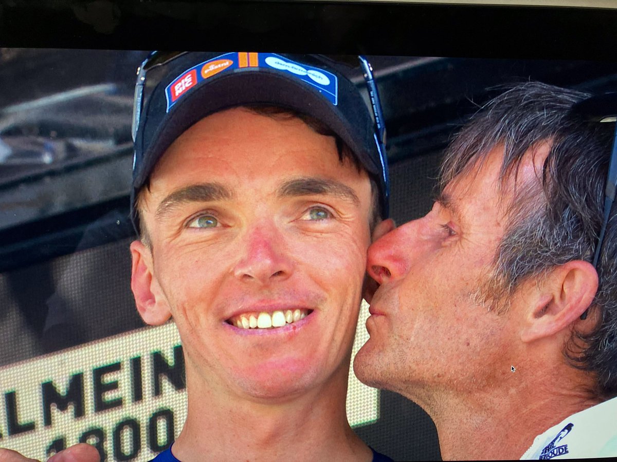 Nicolas Geay (@nicogeay) on Twitter photo Ce soir dans <a href="/stade2/">Stade 2</a> on vous propose un grand format pour vous faire vivre les derniers moments de la vie de coureur cycliste pro de <a href="/romainbardet/">Romain Bardet</a> vu de l’intérieur. Romain fidèle à lui-même. <a href="/lartot/">Matthieu Lartot</a> <a href="/arnaudbonnin/">Arnaud Bonnin</a> Ce soir dans <a href="/stade2/">Stade 2</a> on vous propose un grand format pour vous faire vivre les derniers moments de la vie de coureur cycliste pro de <a href="/romainbardet/">Romain Bardet</a> vu de l’intérieur. Romain fidèle à lui-même. <a href="/lartot/">Matthieu Lartot</a> <a href="/arnaudbonnin/">Arnaud Bonnin</a>