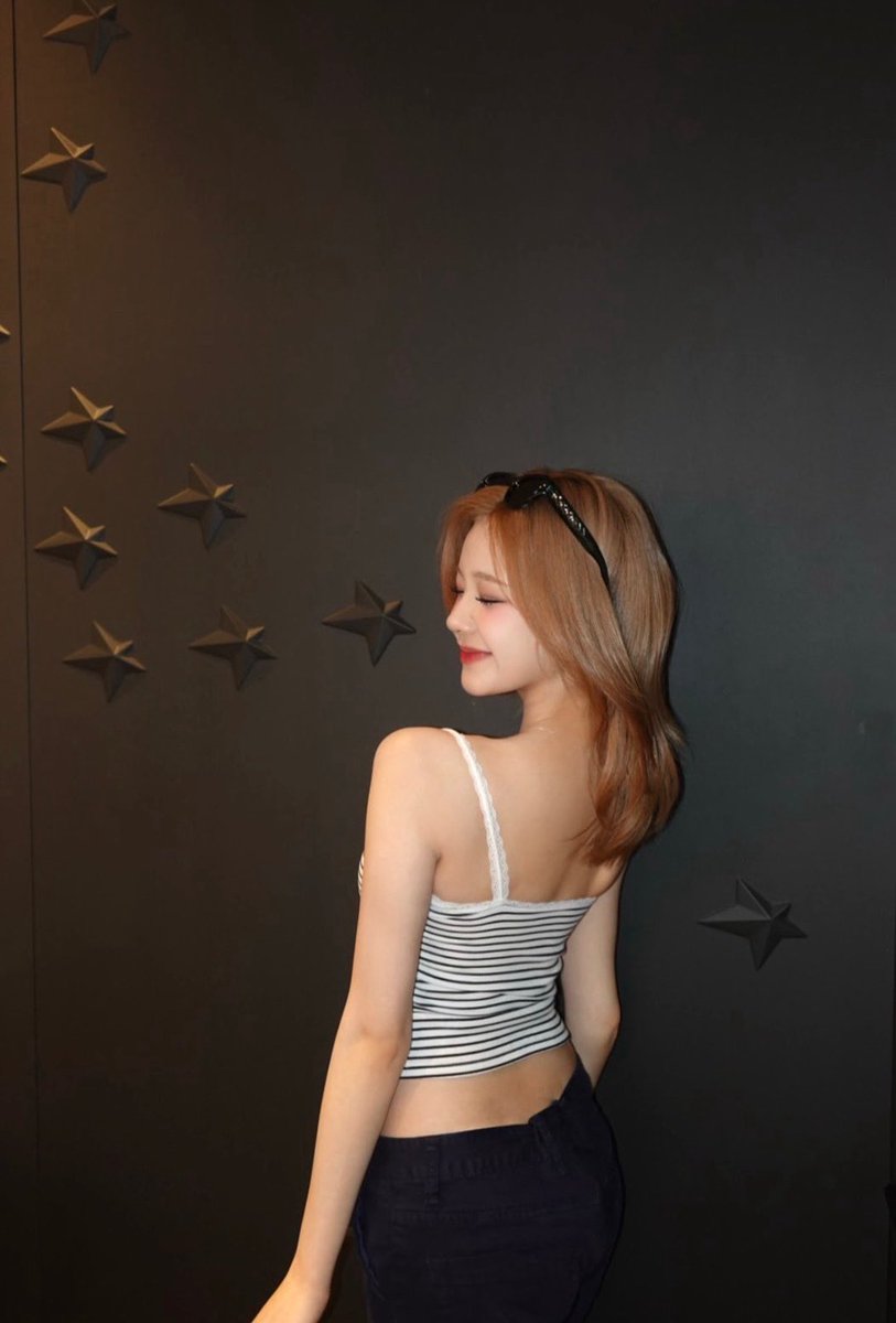 picbaemon's tweet photo. PHARITA WEVERSE UPDATE https://t.co/GNkiKSLCA3