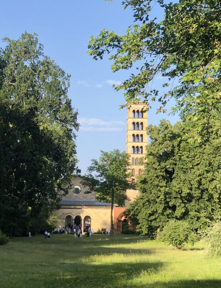 dafphil's tweet photo. Gorgeous  Haydn on the Thames concert yesterday at Friedenskirche #sanssouci (Musikfestpiele Potsdam) with some early Mozart thrown in and Sandrine Piau delivering dramatic scenes. https://t.co/zEciT8ACBf