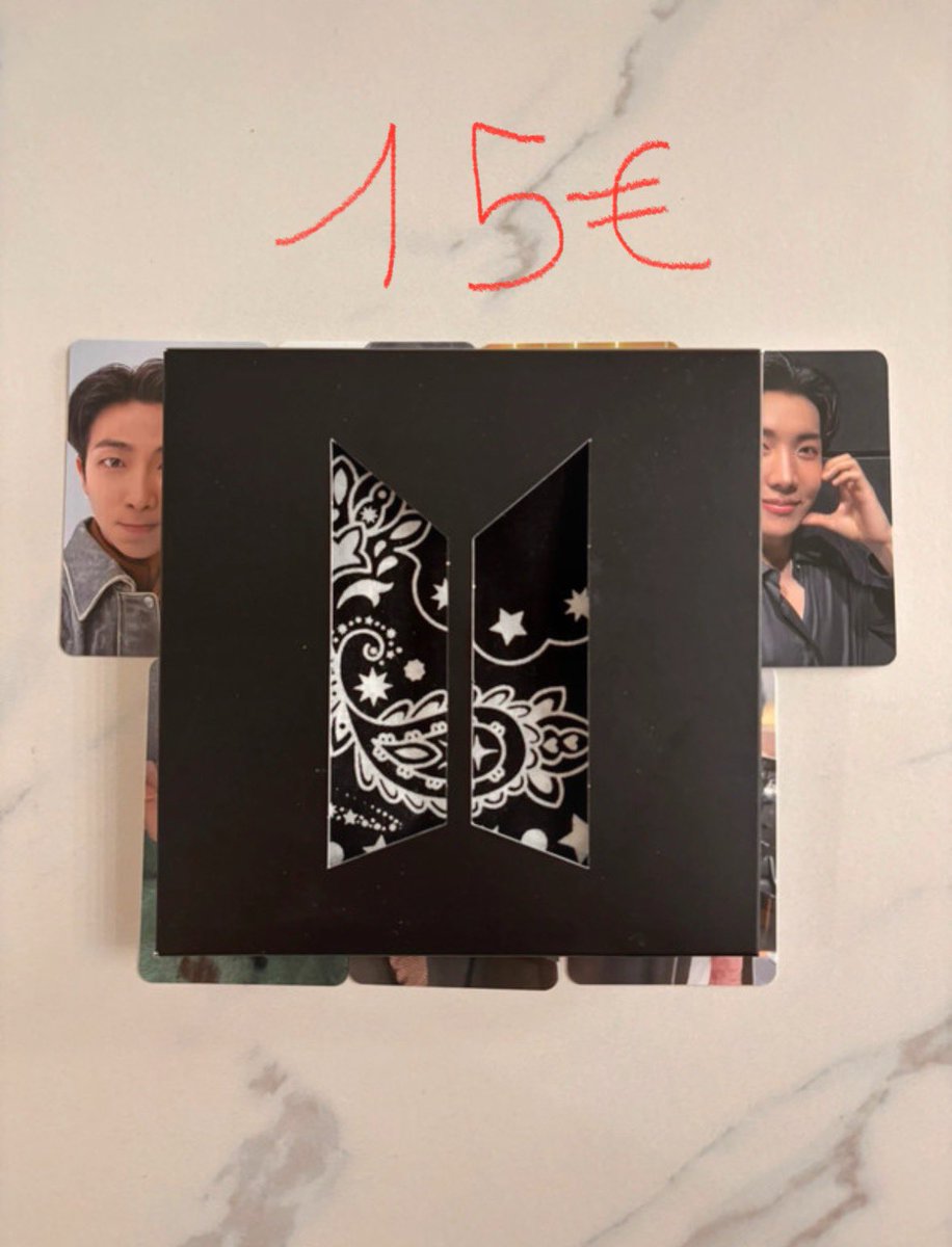 gukkienaa's tweet photo. 🌟Go Festa 2025 BTS pc army zone🌟
Pc et bandana army zone du festa 2025 disponible, tout doit être claim pour être sécurisé. 
Not on hand / envoie fin juin 
Fdp de la vendeuse à vous https://t.co/cUxNv3aGOK