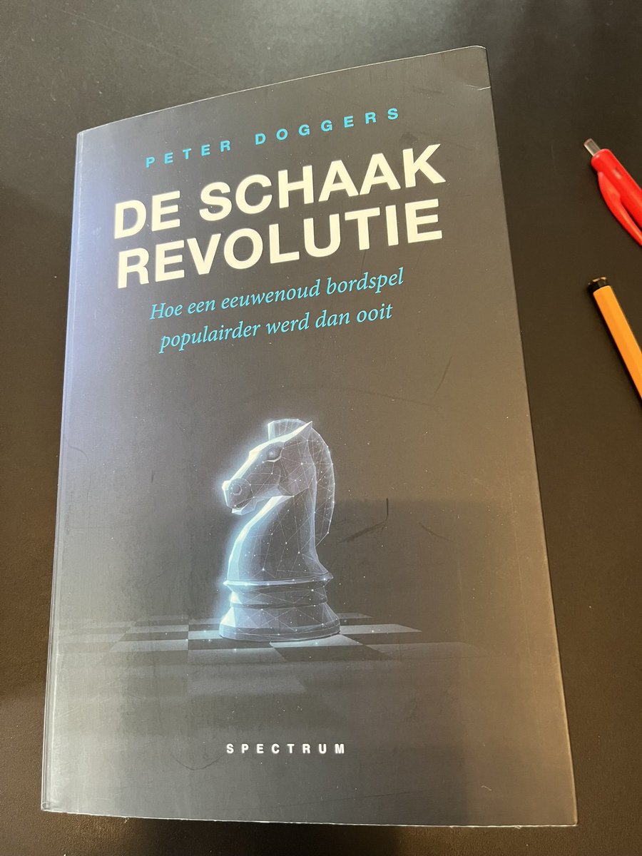 Jan de Leeuw (@sportwereldhbo) on Twitter photo Christiaan Weijts schrijft in zijn column in @NRC over schaken en prijst het boek ‘De Schaakrevolutie’ van <a href="/peterdoggers/">Peter Doggers</a>. Terecht. Ook voor niet-schakers heel interessant omdat het verbanden legt met geschiedenis, cultuur, kunst, wetenschap, AI en filosofie. Christiaan Weijts schrijft in zijn column in @NRC over schaken en prijst het boek ‘De Schaakrevolutie’ van <a href="/peterdoggers/">Peter Doggers</a>. Terecht. Ook voor niet-schakers heel interessant omdat het verbanden legt met geschiedenis, cultuur, kunst, wetenschap, AI en filosofie.
