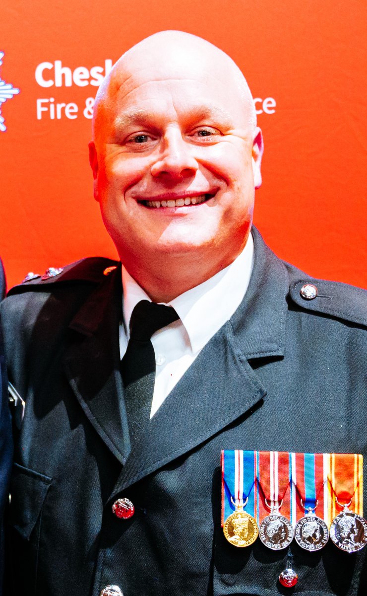 CheshireFire's tweet photo. Congratulations to Crew Manager Stuart Plaskett, who has been awarded the prestigious British Empire Medal (BEM) for his outstanding fundraising efforts and unwavering dedication to the Fire Fighters Charity.

For more information 👉 https://t.co/HENxPX29Qu https://t.co/WjeJIwPj0w