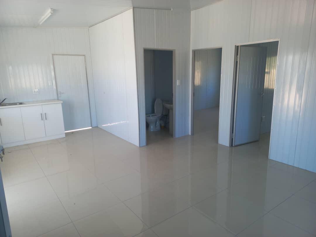 mOkapendi's tweet photo. The rich kids are busy criticizing these, I say fuck y'all. Us Kambashu dwellers prefer these ghettos. 

It is the best solution to our housing problem in Namibia. It is easy to erect and easy to dismantle, but far better/safer than our regular Kambashu.

Leave the MP ffs. https://t.co/1Cre9Q3Cn8