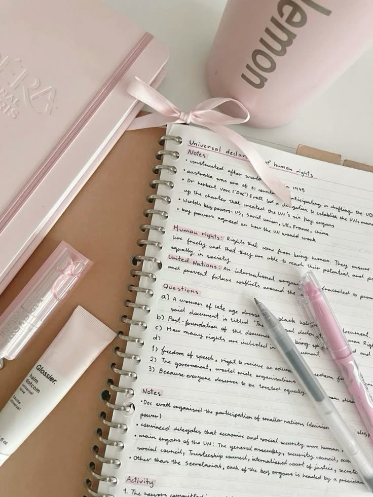 caffeinatedyana's tweet photo. (｡•ᴗ•｡)♡

hi, i’m yana and i’m new to #studytwt #studytwtph  looking for moots! 

♡ she/her, filo
♡ ‘01 
♡ corporate working girlie
♡ reviewing for aCPHR 

(๑˘︶˘๑) https://t.co/RRNmFkPuqe