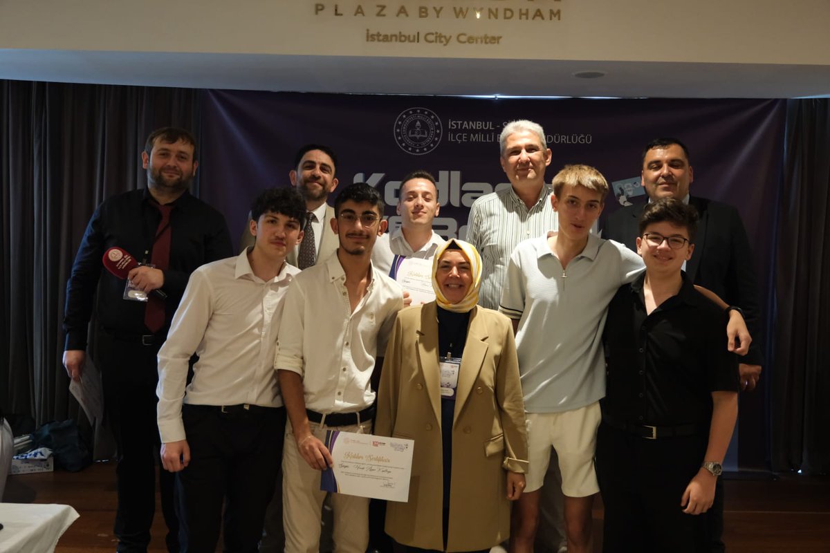 Şişli Kodlama ve Robotik Şenliği Büyük Bir Coşkuyla Gerçekleştirildi
Emeği Geçen Herkese Teşekkürler.

<a href="/tcmeb/">Millî Eğitim Bakanlığı</a> 
<a href="/istanbulilmem/">İstanbul İl Millî Eğitim Müdürlüğü</a> 
<a href="/SisliKaymakam/">Şişli Kaymakamlığı</a> 
<a href="/CevdetErturkmen/">Cevdet Ertürkmen</a> 
<a href="/sevgiyucell/">Sevgi Yücel</a>