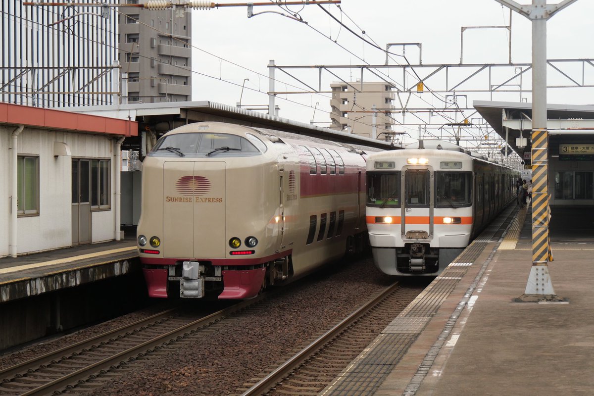 2025.06.15(日)
回5032M サンライズ瀬戸・出雲回送
285系I3+I4
日中の名古屋地区をサンライズが走っていきました