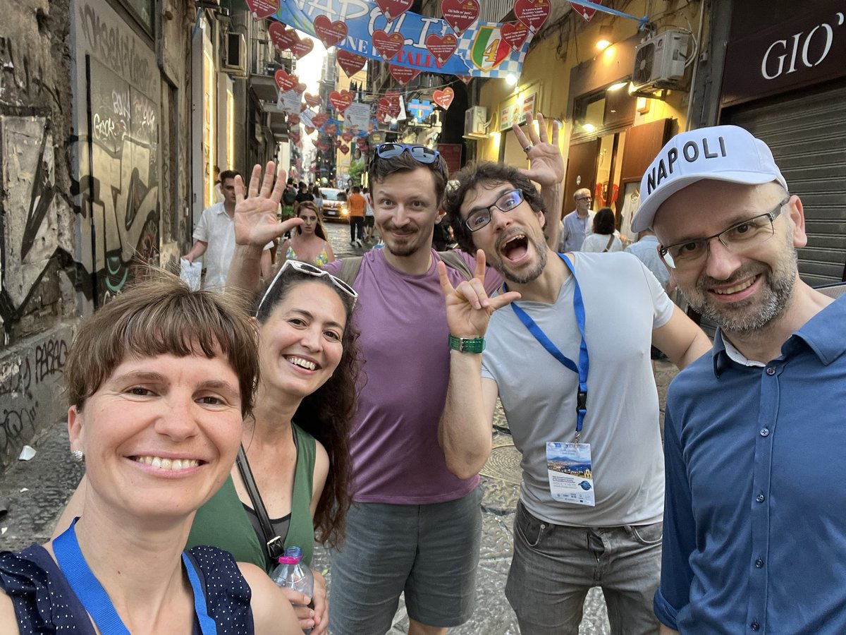 The second half of the week was a super fun conference #ESPE in Naples. Apart from many interesting papers, it was also great fun. The social events were super, just like the looong walks to them.