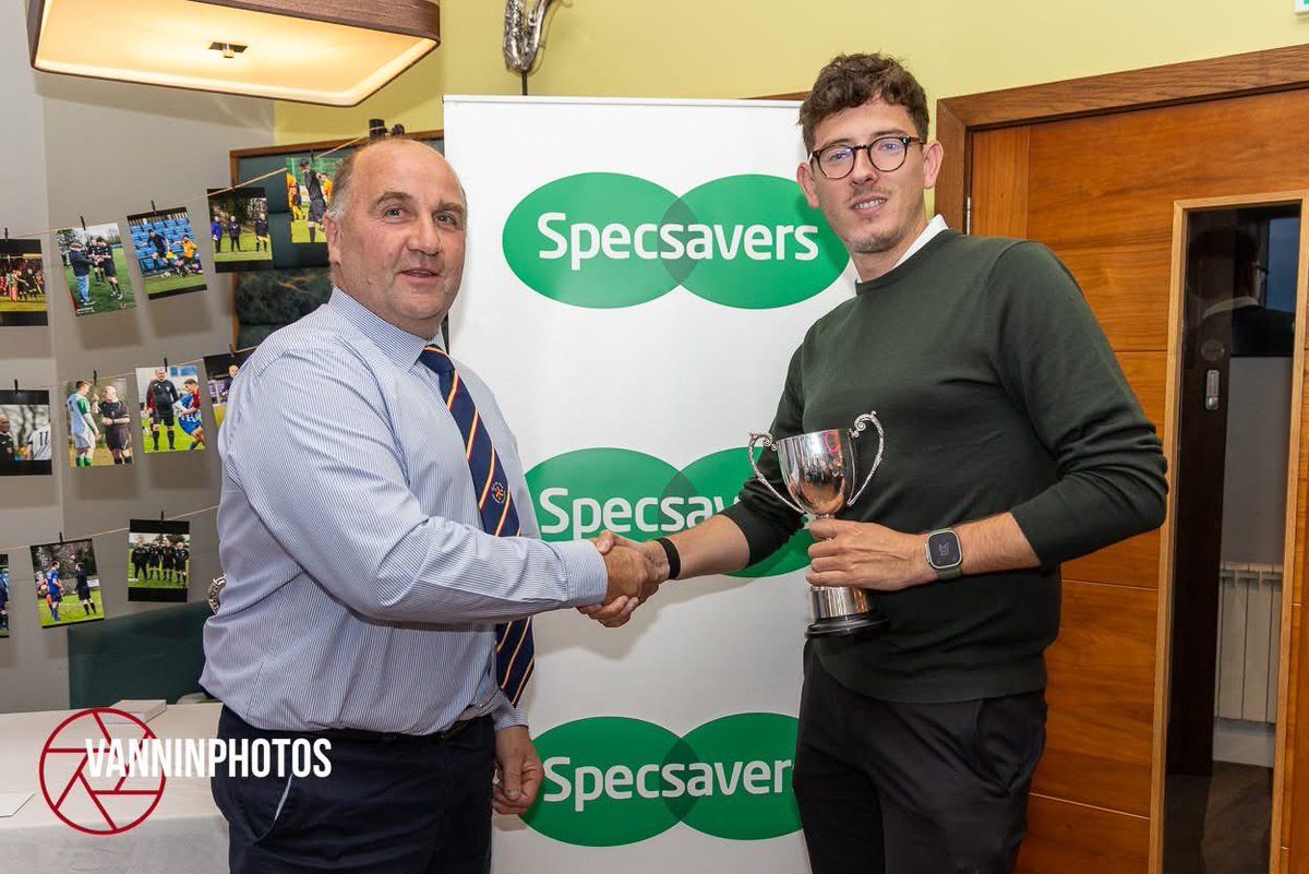 Sam Palmer (@primarypalmer) on Twitter photo Delighted to have been presented with the Isle of Man Referees Society Specsavers Referee Level 5 of The Year 2024-25. After having only spent three months of the season at Level 5.
<a href="/IsleofManFA/">@Isleofmanfa</a> <a href="/Specsavers/">Specsavers</a> <a href="/TheRefStop/">The Ref Stop</a> <a href="/FARefereeing/">FA Refereeing</a> <a href="/FA/">The FA</a> <a href="/TouchlineFlags/">Touchline Flags</a> Delighted to have been presented with the Isle of Man Referees Society Specsavers Referee Level 5 of The Year 2024-25. After having only spent three months of the season at Level 5.
<a href="/IsleofManFA/">@Isleofmanfa</a> <a href="/Specsavers/">Specsavers</a> <a href="/TheRefStop/">The Ref Stop</a> <a href="/FARefereeing/">FA Refereeing</a> <a href="/FA/">The FA</a> <a href="/TouchlineFlags/">Touchline Flags</a>
