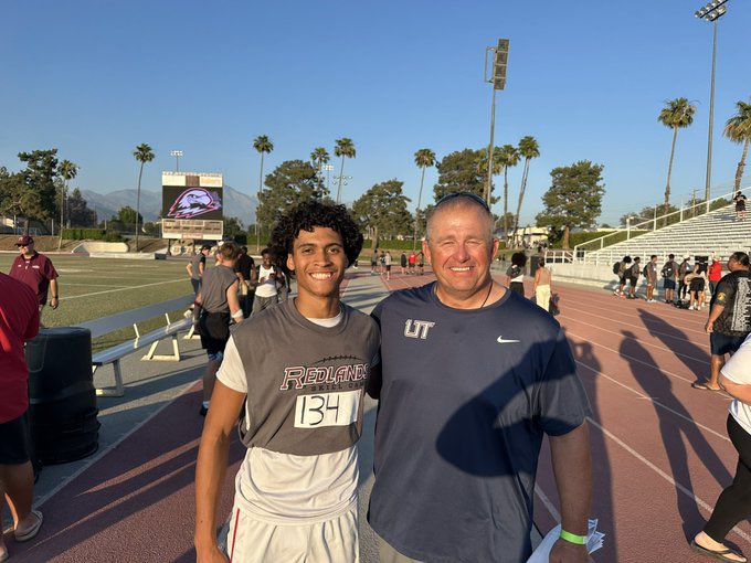 camden webb (@cwubbb) on Twitter photo Great turnout at <a href="/UofR_Football/">Redlands Bulldog Football</a> camps!
Blessed to be able to get better everyday
Thank you <a href="/skyler_ridley/">Coach Ridley</a> & <a href="/Coachrhud/">Ron Hudson</a> for the motivation and support!
Also Thank <a href="/Coachrichbrown/">Richard Brown</a> <a href="/CoachPurk/">Kyle Purkey</a> <a href="/Coach_Kukesh/">Andrew Kukesh</a> <a href="/CoachJournell/">Tom Journell</a> <a href="/CoachAMakransky/">Anthony Makransky</a> <a href="/crossdevante/">De’Vante Cross</a> <a href="/Coach_MMac/">Mark McDonough</a> <a href="/UR_CoachMariani/">Joey Mariani</a> Great turnout at <a href="/UofR_Football/">Redlands Bulldog Football</a> camps!
Blessed to be able to get better everyday
Thank you <a href="/skyler_ridley/">Coach Ridley</a> & <a href="/Coachrhud/">Ron Hudson</a> for the motivation and support!
Also Thank <a href="/Coachrichbrown/">Richard Brown</a> <a href="/CoachPurk/">Kyle Purkey</a> <a href="/Coach_Kukesh/">Andrew Kukesh</a> <a href="/CoachJournell/">Tom Journell</a> <a href="/CoachAMakransky/">Anthony Makransky</a> <a href="/crossdevante/">De’Vante Cross</a> <a href="/Coach_MMac/">Mark McDonough</a> <a href="/UR_CoachMariani/">Joey Mariani</a>