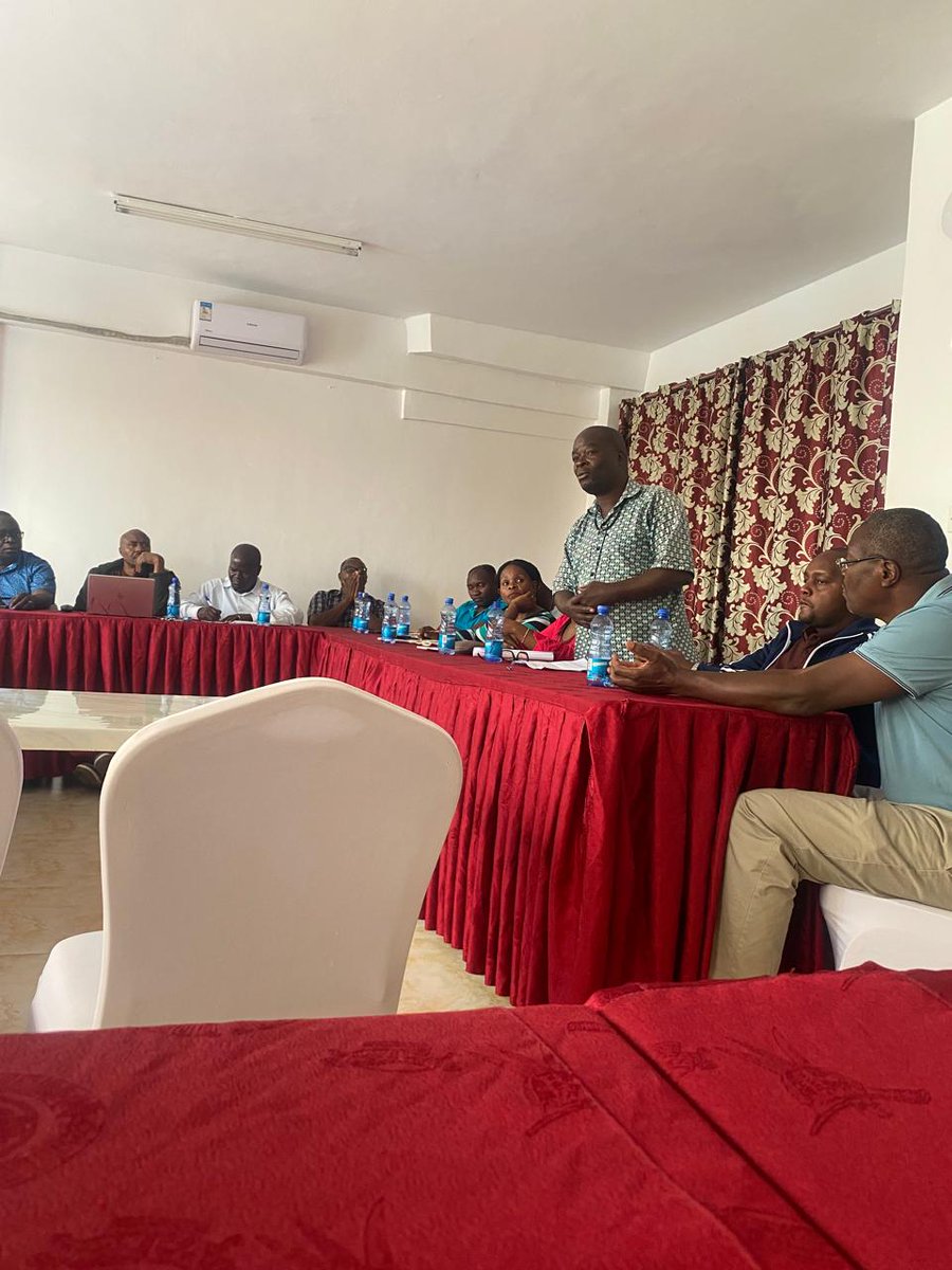 MRDResidentSyok's tweet photo. Yesterday,
MRD ExCom met with Mwananchi road court leaders and committee members for a progress reporting and mapping of our courts. 
The session was very informative and much appreciation to the residents commitment to their road.
#Unity #MRD #Syokimau

My road, my home https://t.co/FM537VjoE7