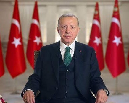 Babalar günün kutlu olsun Reis <a href="/RTErdogan/">Recep Tayyip Erdoğan</a> 

Rabbim başımızdan eksik etmesin, uzun ömür versin.