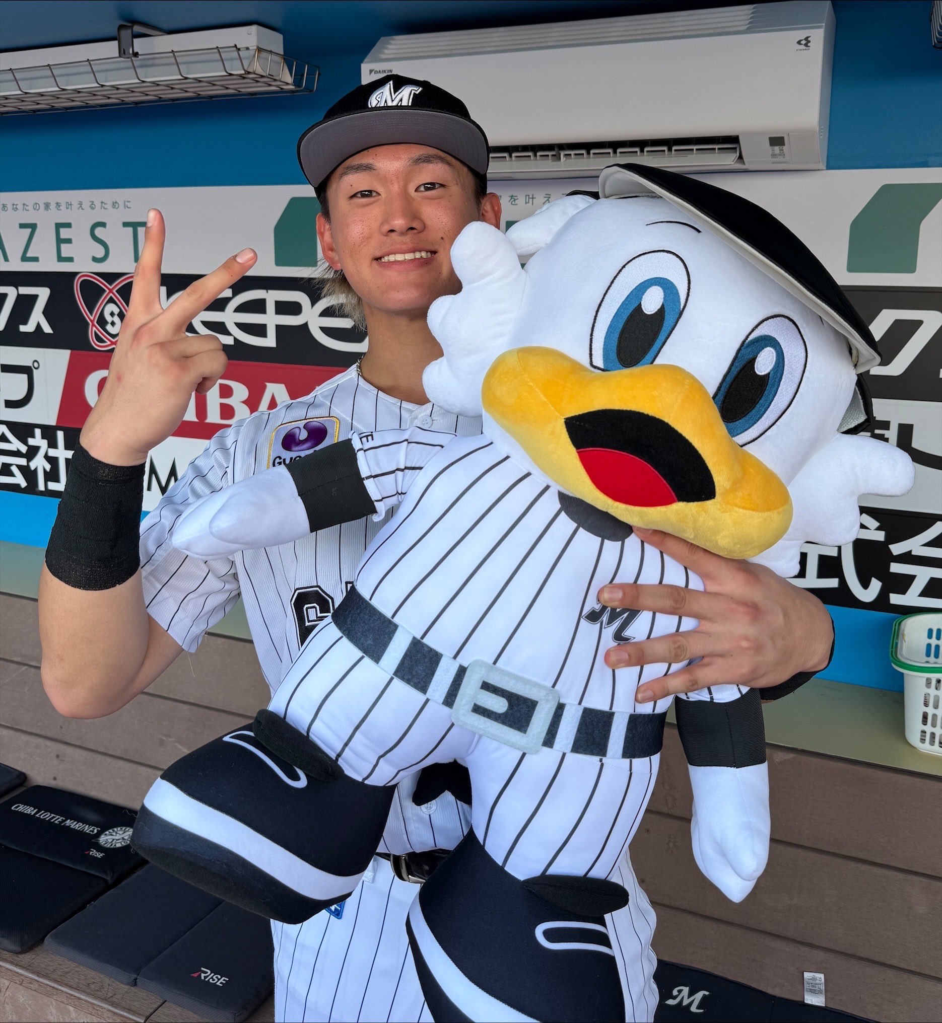 m*迎様 千葉ロッテマリーンズ　山本大斗　実使用バット m*迎様 千葉ロッテマリーンズ 山本大斗 実使用バット 21 【山本大