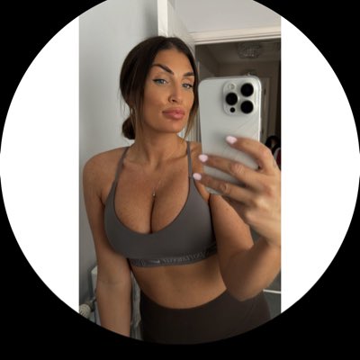 PrincessxPoppie's tweet photo. #NewProfilePic https://t.co/akbldiOnuJ