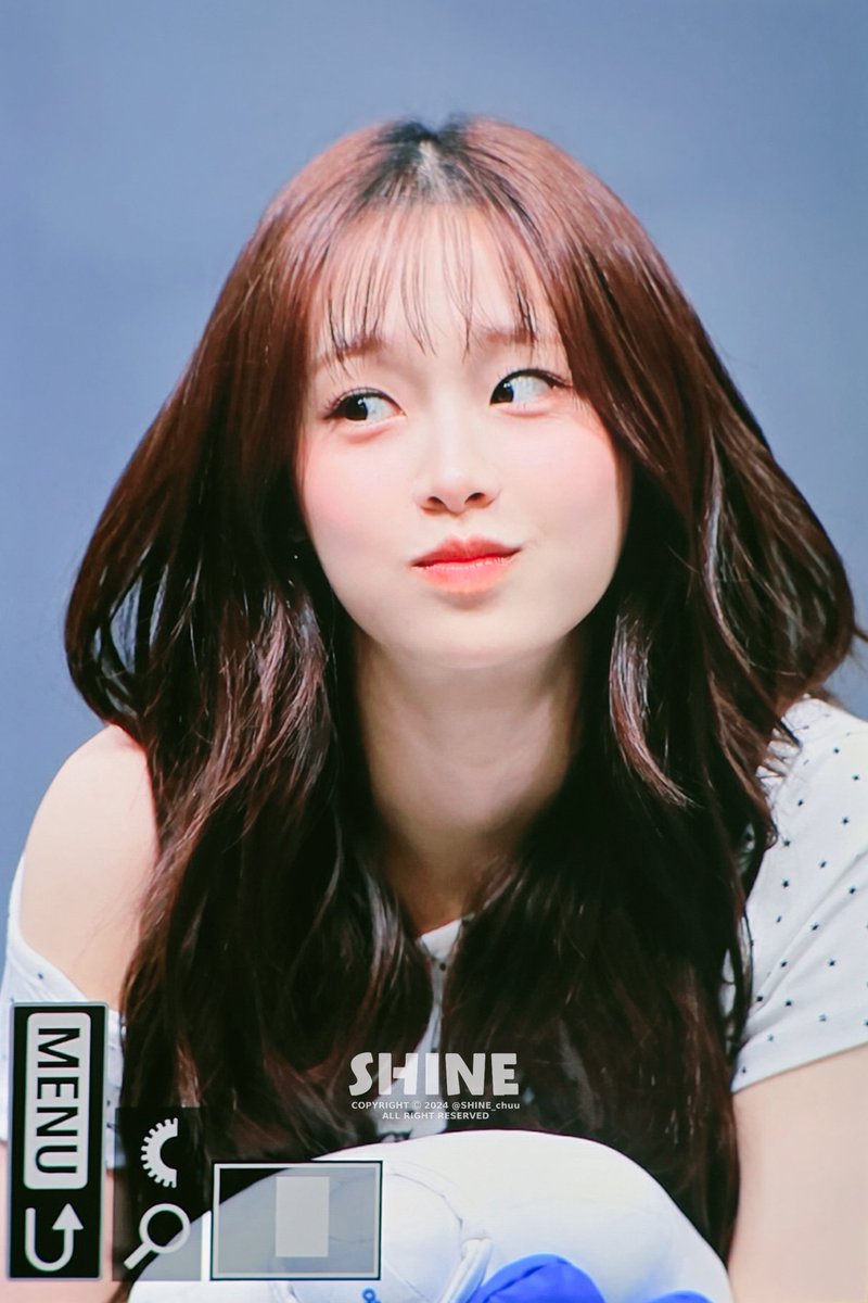 SHINE_chuu's tweet photo. 250615 pre
#CHUU #츄 https://t.co/CGLyTOjjNY
