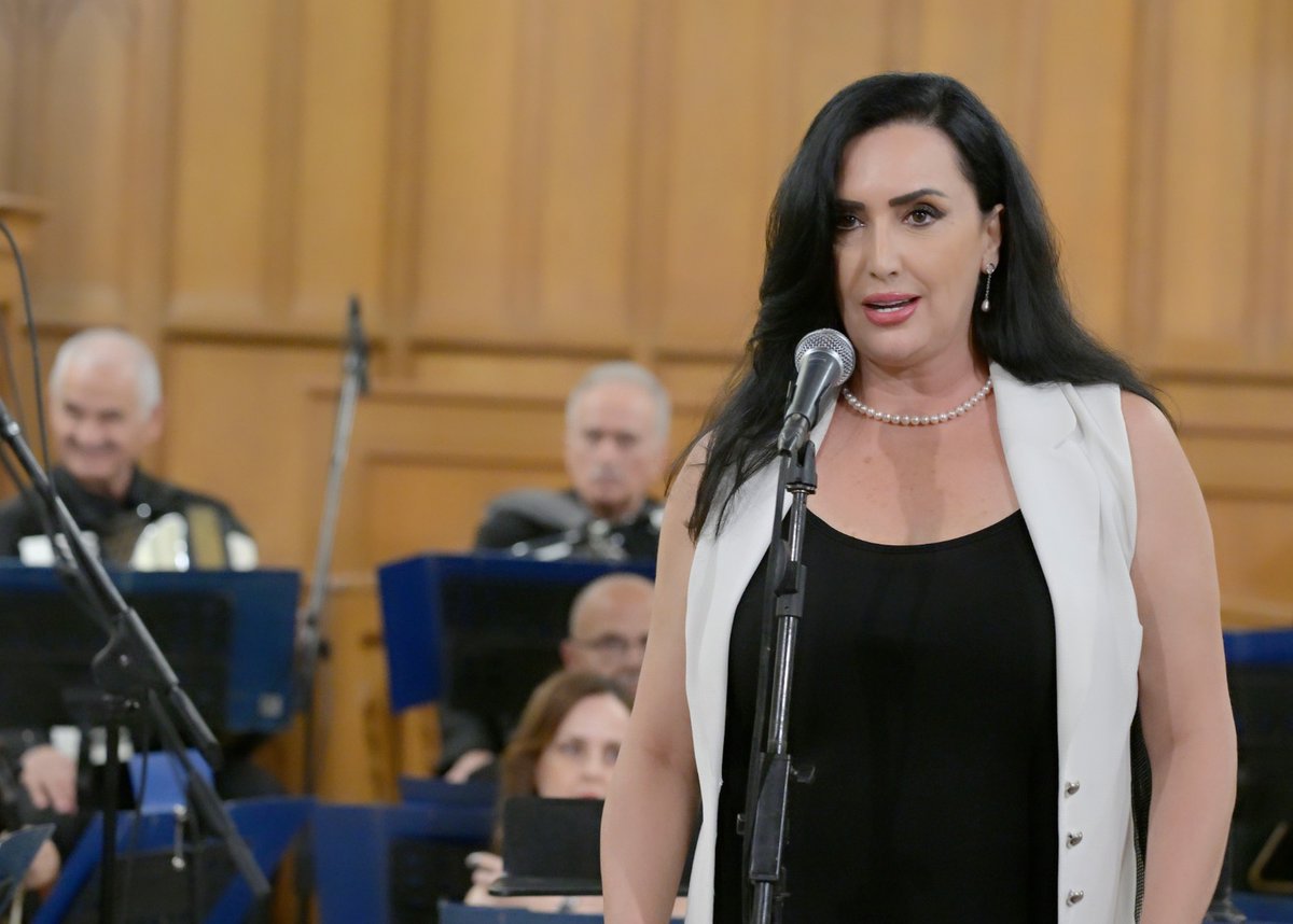 "من وحي النّغم" أمسية الأصالة بقيادة أندريه الحاج..  مع الأوركسترا الوطنية اللبنانية للموسيقى الشرق-عربية 

beirutcom.net/356222 

via <a href="/BeirutcomMag/">موقع بيروتكم الالكتروني</a> <a href="/HibaAlKawas/">Hiba Al Kawas</a> #HibaAlKawas #هبة_القواس #بيروتكم