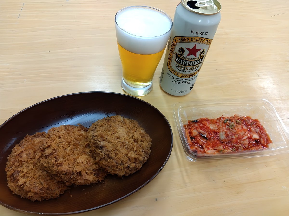 本日もお疲れ様でした！！
いつもの床屋、月一ぐらいで日曜日休みで、いつも休みの日曜に散髪がぶつかる…www
んで、いつもと違う床屋行くと「髪型どうします？」って聞かれて何て答えるのが正解か分からない…
短くなればそれでいいです…(スポーツ刈りを除く。)

乾杯(｀･з･)ﾉＵ☆Ｕヽ(･ω･´)