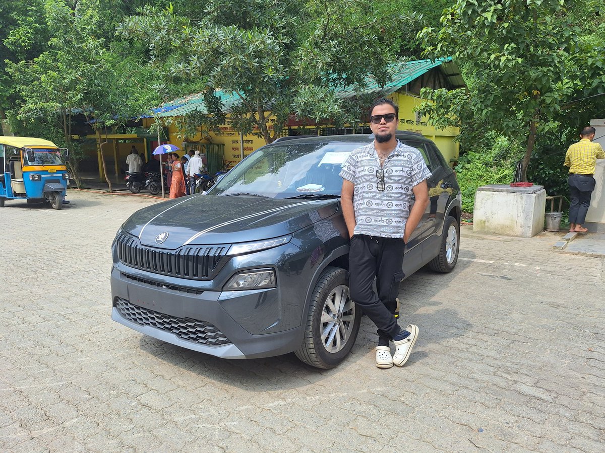 The Auto Freak (@theabhiz95) on Twitter photo The second Kylaq of my family. It was delivered just yesterday. Thank you <a href="/volklub/">Sunderdeep - Volklub</a> for your insights and guidance, which helped my finalise the Kylaq. With this, we have 2 Kylaqs and 1 Harrier in our garrage. ❤️❤️❤️ The second Kylaq of my family. It was delivered just yesterday. Thank you <a href="/volklub/">Sunderdeep - Volklub</a> for your insights and guidance, which helped my finalise the Kylaq. With this, we have 2 Kylaqs and 1 Harrier in our garrage. ❤️❤️❤️