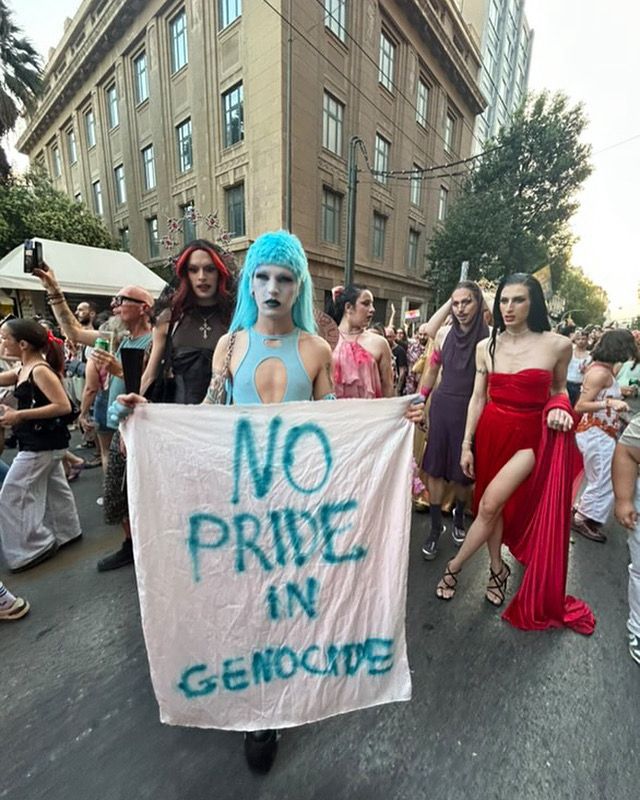 NO PRIDE IN GENOCIDE (Soykırımda Onur Yoktur)

#athenspride2025 

📸 <a href="/serdarito/">Serdarito</a>