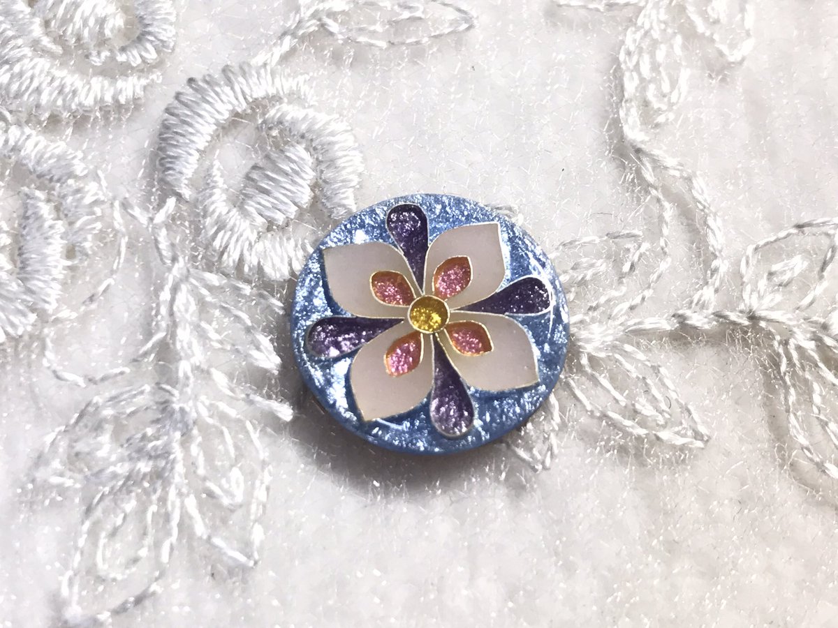 こちらは完成✨

もう一つは途中で気泡が発生して失敗となりました…
うーん難しい。