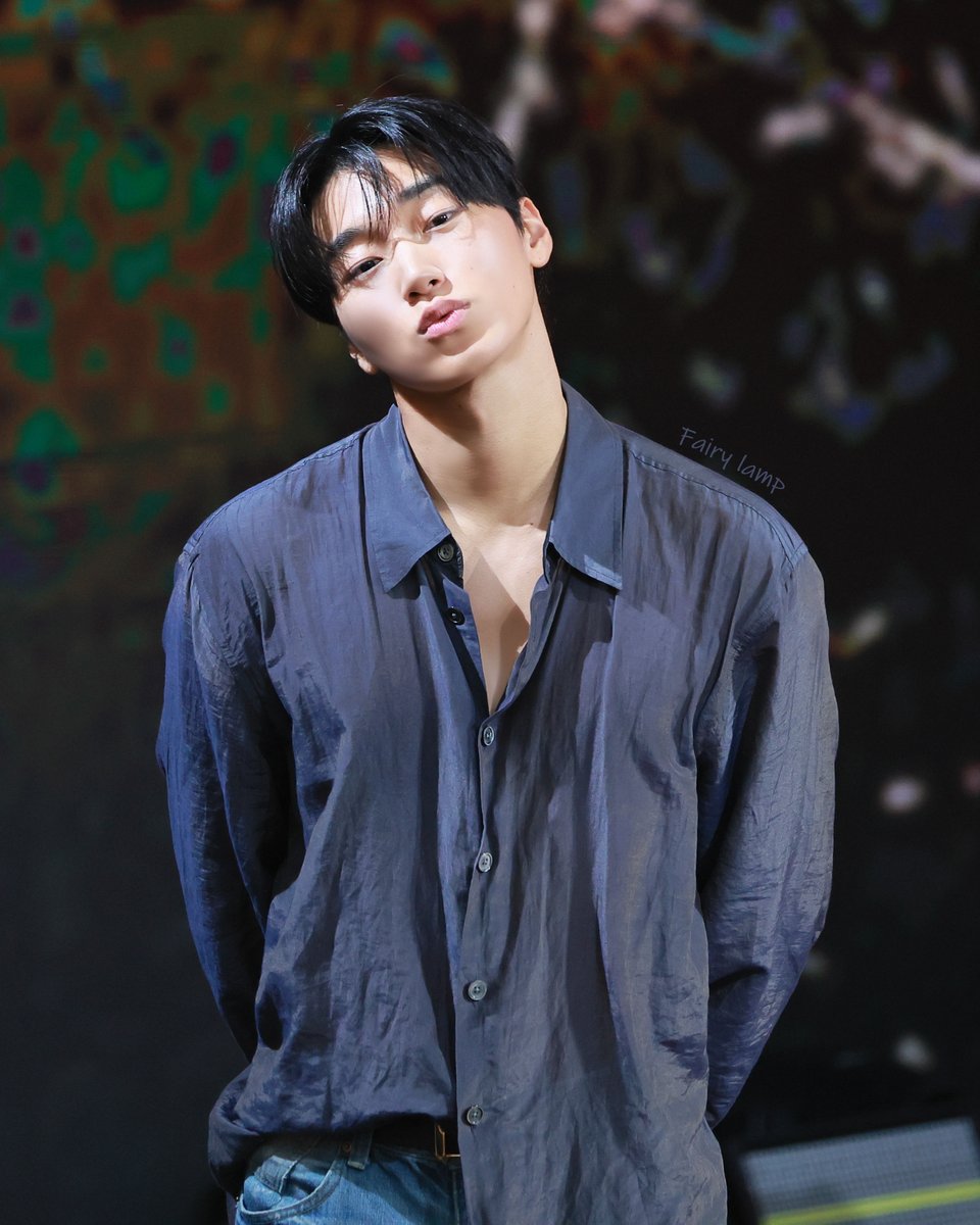 250614 메이크스타 팬싸인회

하고싶은 말은 많은데 그럼 오늘 안에 끝나진 않을 거 같아서
하...🫠

 #에이티즈 #ATEEZ #산 #SAN #최산 #CHOISAN #LemonDrop