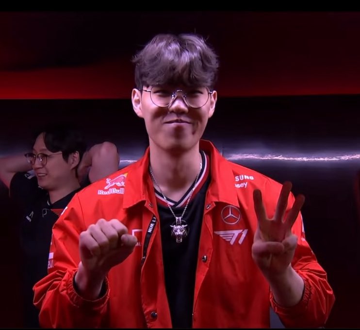 Marin_nttq's tweet photo. @T1LoL 0-3 https://t.co/phDirnk5a7