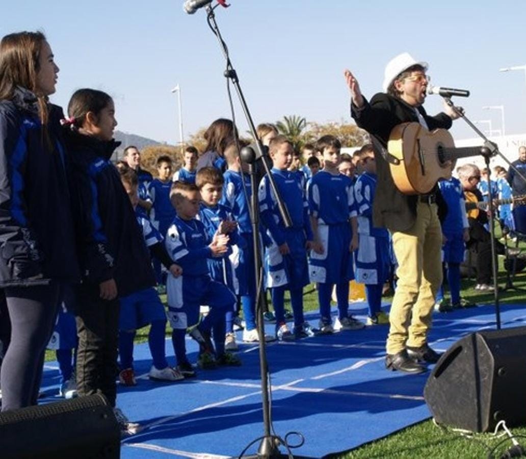 El programa <a href="/totgira/">Tot gira</a> de Catalunya Ràdio fa el rànquing dels millors himnes del futbol català després de les 10 edicions realitzades fins ara d'aquest concurs… i tenim una entitat esportiva de Santa Coloma entre els finalistes, la <a href="/FundacioGrama/">Fundació Esportiva Grama</a>
Voteu a 3cat.cat/catradio/vota-…