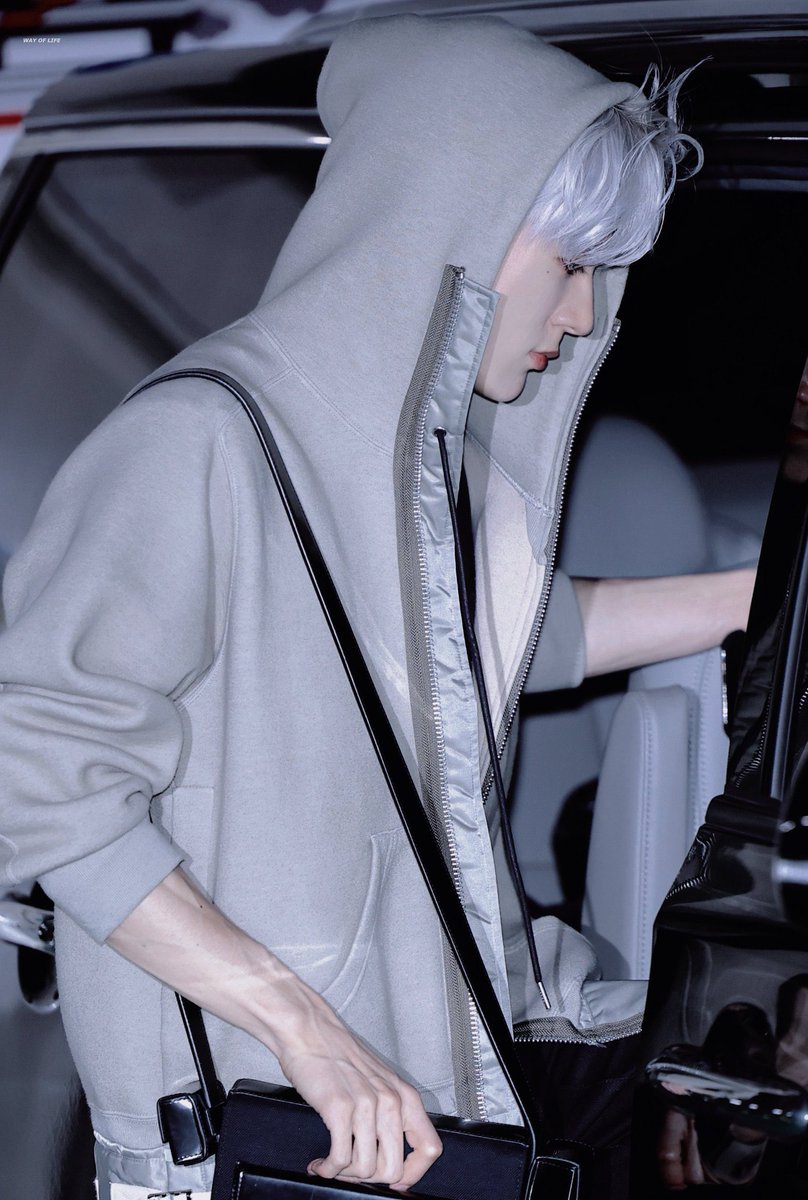 dive_into_nct's tweet image. 후욱후욱…🩶