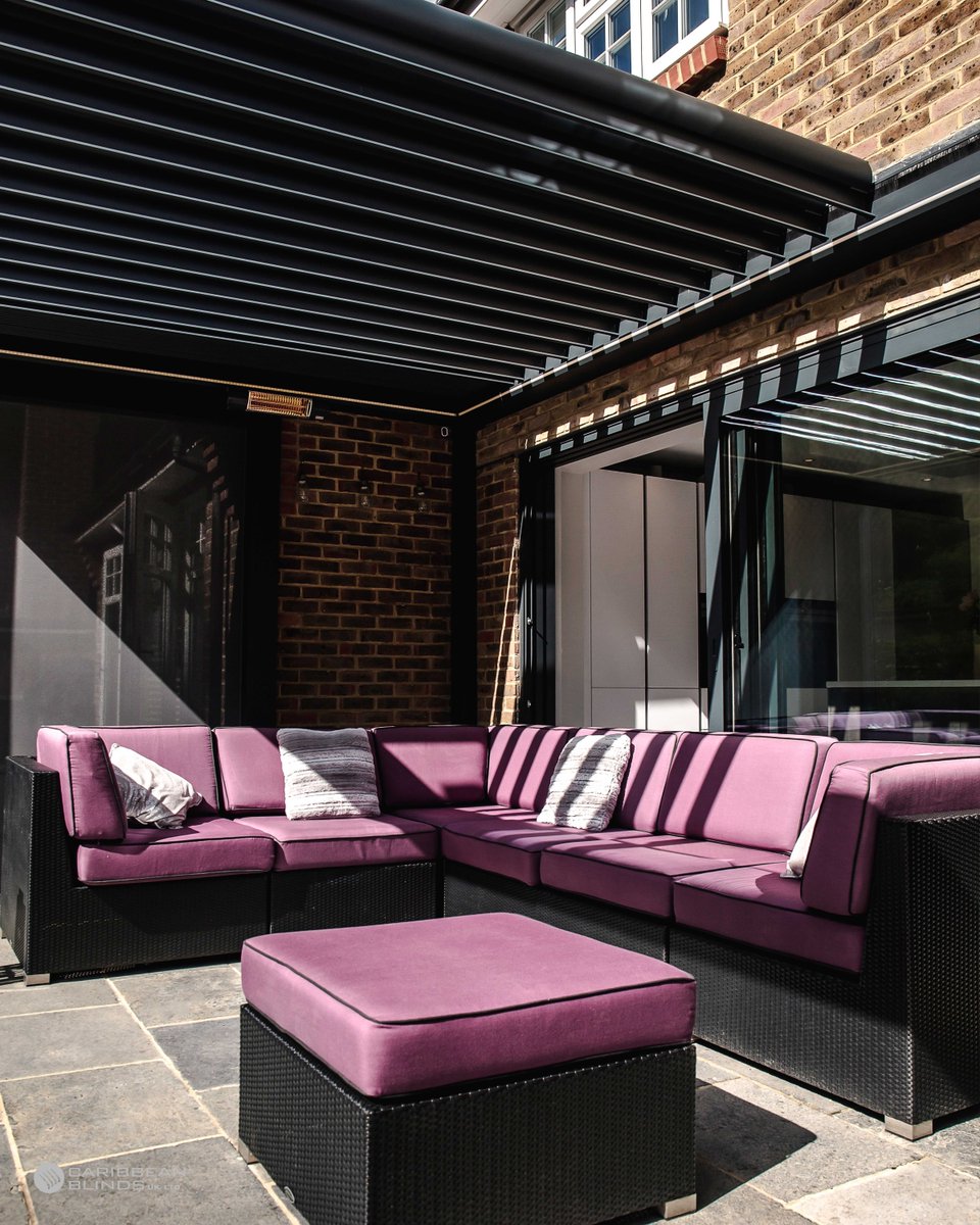 Wishing a wonderful Sunday to all!
Whether you're celebrating Father’s Day or simply enjoying a relaxing day outdoors, we hope it's filled with sunshine, fresh air, and great company #fathersday #outdoorliving #externalshading #louveredpergolas #outdoorlivingpod #caribbeanblinds