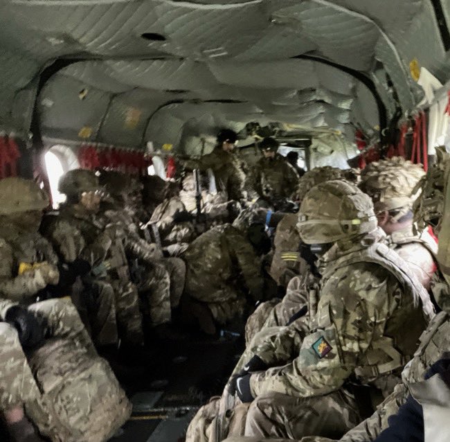 BritishArmy's tweet photo. Happy #FathersDay to everyone serving, those who have served and their families. We admire everything that you do at home and abroad and all those fathers that support you. https://t.co/i5QGuFPGWy