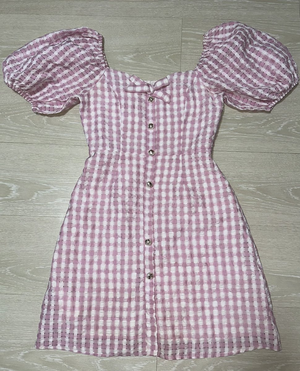 ae_ningning23's tweet photo. เดรสสีชมพู pomelo x barbie ลูกคุณสุดๆ กระดุมบาร์บี้💖

💘 size m อก 34 เอว 27.5 สะโพก 37 ยาว 28

🎀 price 200 ส่งฟรี
📌 ตำหนิกระดุมปลอมหลุด 1 จุด ไม่มีผลต่อการใช้งาน

#ส่งต่อเสื้อผ้า #ส่งต่อเสื้อผ้ามือสอง #ส่งต่อ  #เสื้อผ้ามือสอง #โล๊ะตู้ #โล๊ะตู้เสื้อผ้า #โล๊ะตู้เสื้อผ้ามือสอง https://t.co/IWW7bod1Gd