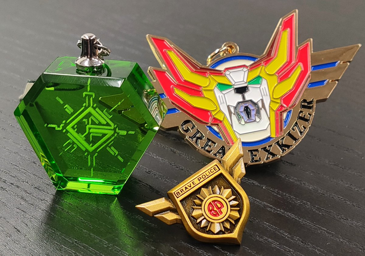 SWORGRADER's tweet image. /
#勇者シリーズ 35周年記念ストア 開催迫る!
\
本日の物販紹介は、勇者シリーズ35周年記念グッズ!
先日のフィルムコンサートでも好評だったグッズ類を復活再販!
ぜひこの機会にお買い求めください♪
商品リストはこちら!
hobbyjapan.co.jp/braveuniverse/…