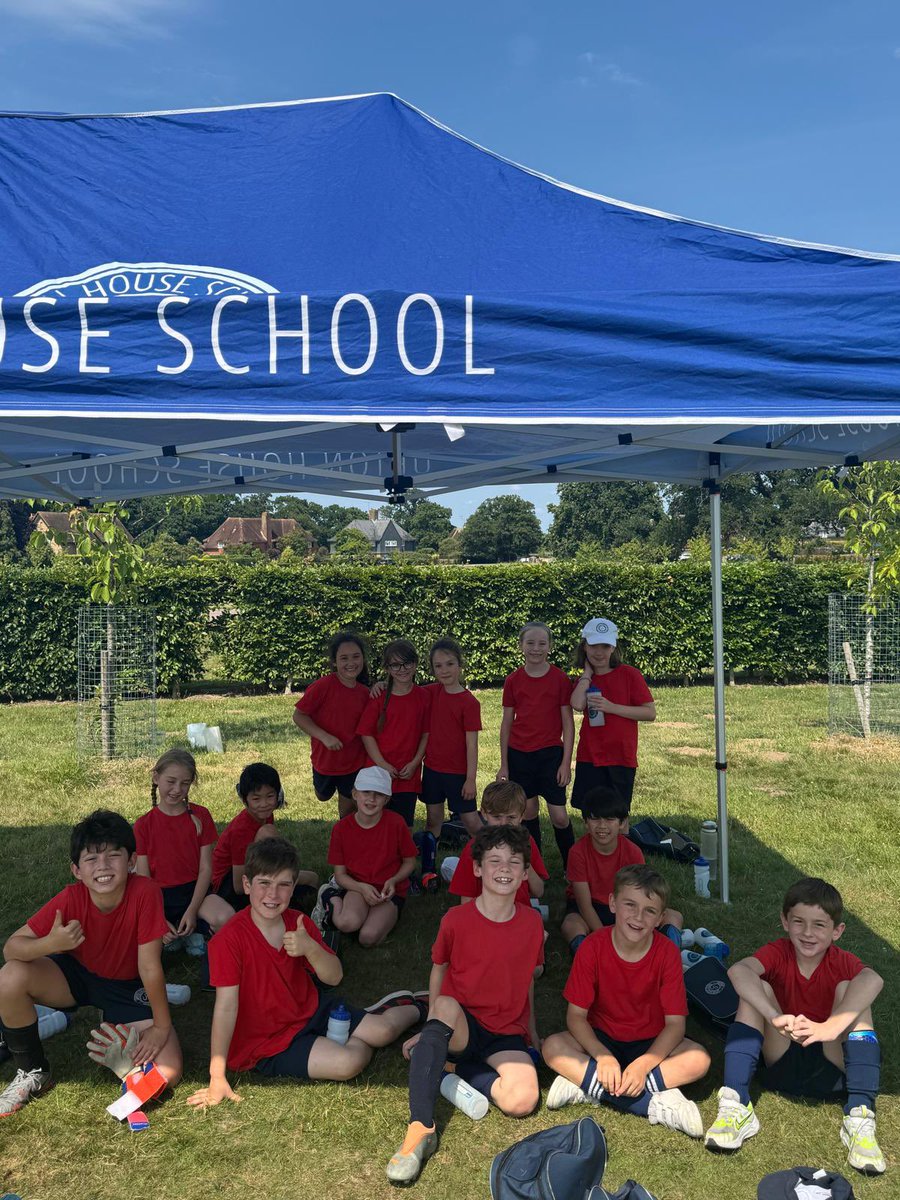 Upton House Sports (@uptonsports) on Twitter photo The sun was shining and the spirit was high at <a href="/UptonHouseSch/">Upton House School</a> house football event on Friday. Brilliant teamwork, big cheers, and unforgettable moments on the pitch! โฝ๐ <a href="/UptonForm3/">Upton House Form 3</a> <a href="/UptonForm4/">Upton House Form 4</a> <a href="/UptonHead/">Rhian Thornton</a> The sun was shining and the spirit was high at <a href="/UptonHouseSch/">Upton House School</a> house football event on Friday. Brilliant teamwork, big cheers, and unforgettable moments on the pitch! โฝ๐ <a href="/UptonForm3/">Upton House Form 3</a> <a href="/UptonForm4/">Upton House Form 4</a> <a href="/UptonHead/">Rhian Thornton</a>