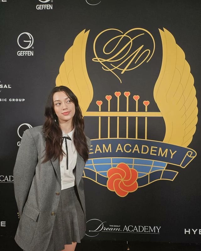 kittenvers's tweet image. no es sorpresa para nadie que la única manera de quitarme estas infinitas ganas de dormir 💤 sería poniendo #𝚜quarǝ𝜗𝜚𝚙op en loop porque soy la 𝑓an número uno de mi p𖦹keña 𝐣iaza𝕚 🛍♡! que se robó mis quincenas cuando dijo #ℌ𝕚tʼy͞ouː𝑐ake! ☝🏻

#𝙼aia'𝚜 ໑ ۫ ִ  𝚙lāne𝕥 !